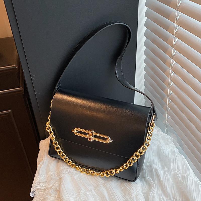 Summer personality trend women's bag commuter small square bag new crossbody shoulder flip lock women's small square bag