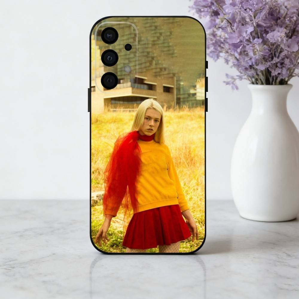 H-Hunter S-Schafer Actress phone Case For Samsung Galaxy A73,A72,A71,A70,A53,A52,A51,Others Soft Black Shell