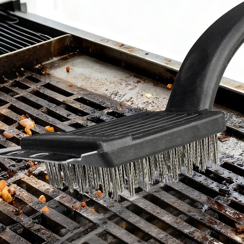 Stainless Steel BBQ Grill Cleaning Brush - Outdoor Rust & Dirt Removal Tool.