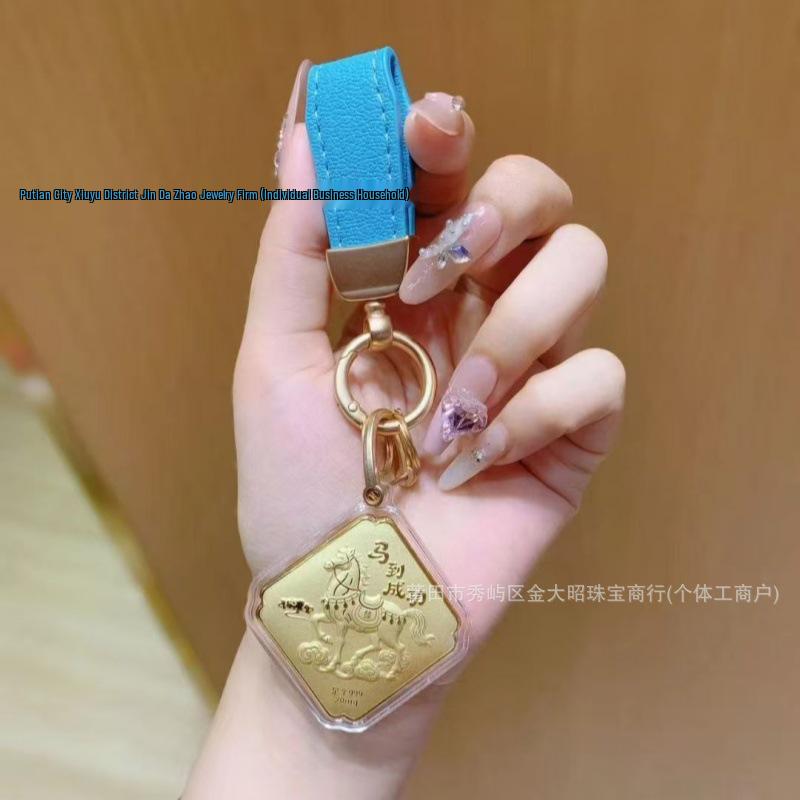Золотая подвеска «Год Лошади»: Успех Брелок Подарок для девушки Without Gold