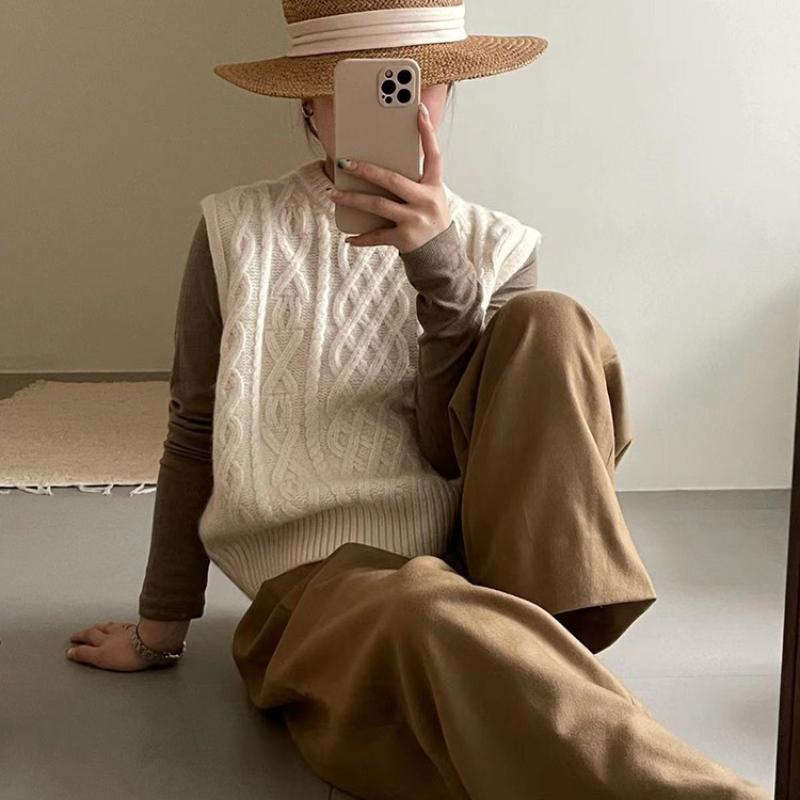 Vintage Cable Knit Sleeveless Sweater Women Korean Loose Layering Round Neck Vest Top
