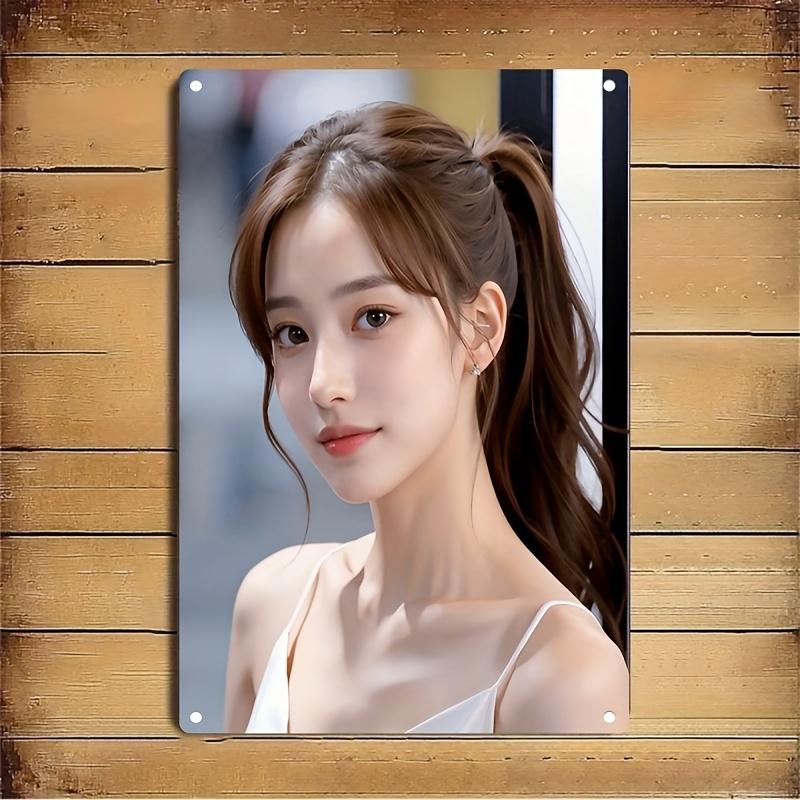 

Korean Style Metal Face Sign Wall Art Minimalist Woman Figure Decor for Home Cafe Christmas Gift Easy Hang Holiday Wall 20x30cm