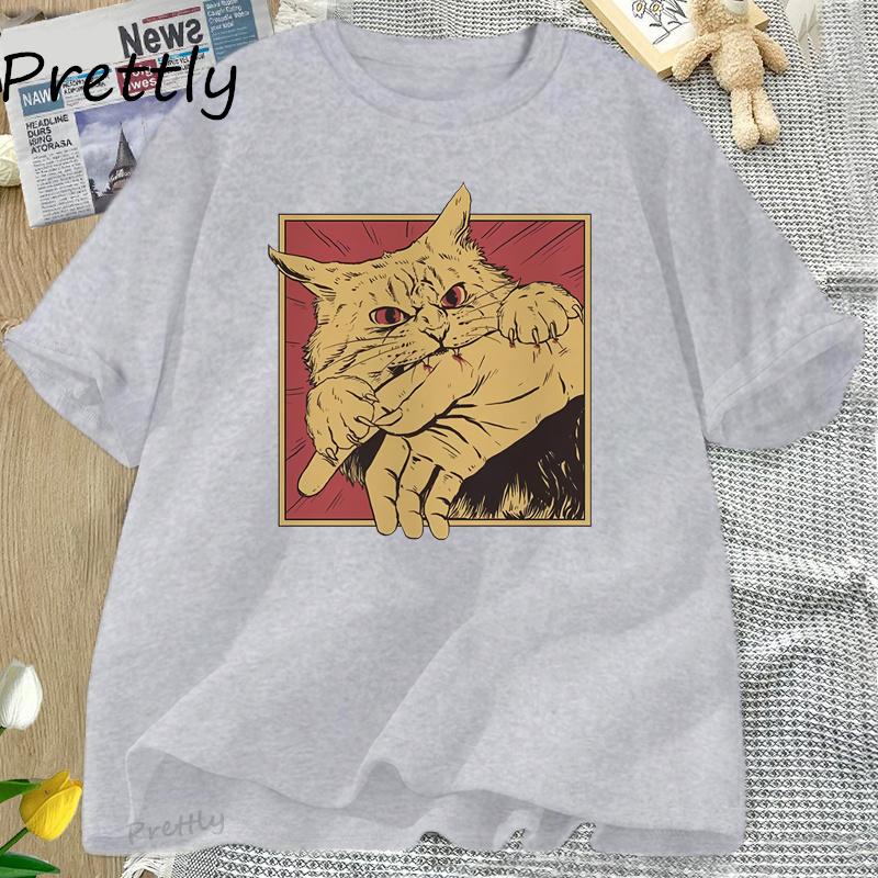 Vintage Cat Bite T Shirt Japanese Horror Retro Graphic Tee Horror Cats Crazy T Shirts Men Women Fashion Short Sleeve Tees