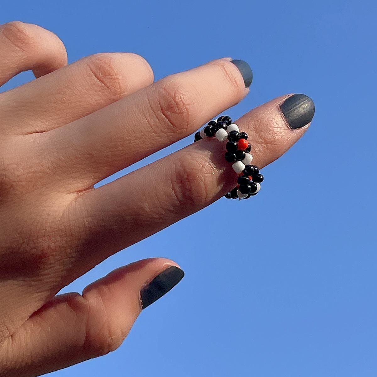 

Accessories, fashionable sweet and cool ethnic style flower woven rings, pastoral simple holiday rice bead jewelry