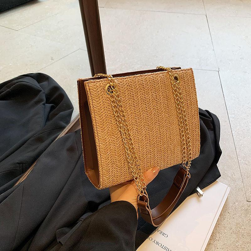 Trendy Casual Chain Texture Tote Bag For Women In Stylish Woven Design And Chic Colors Brown