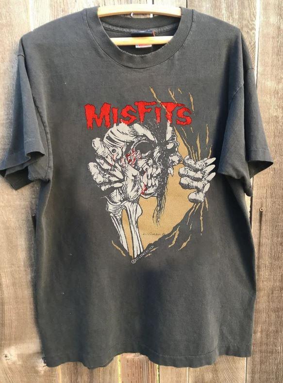 Vtg Misfits rock band classic style charcoal short sleeve tshirt QT7816 Unisex T-Shirt M