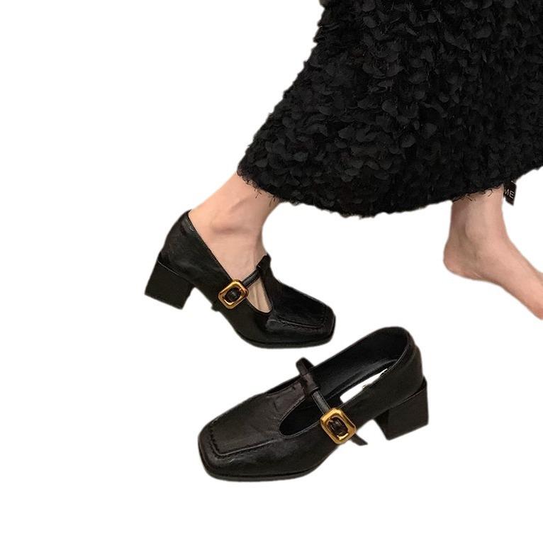 Nischdesign Tjock Klack Enkla Skor Loafers Tidig Höst Fyrkantig Tå Små Läderskor Fransk Retro Mary Jane Skor Damskor