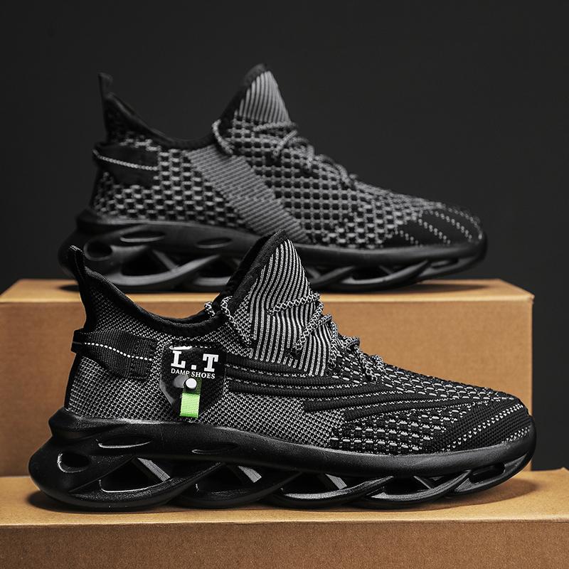 New summer mesh breathable fly-woven sports board shoes kitchen trendy shoes