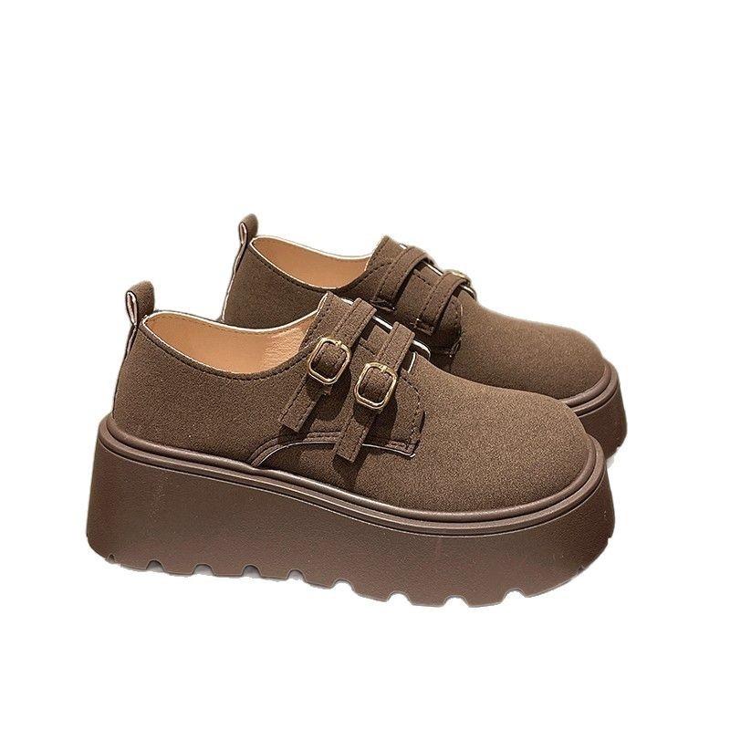 Damskor muffinplattform damskor vår och höst nya modeller ökar höjden små Boken enkelskor nya modeller