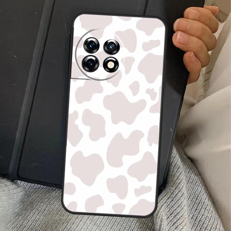 Cow Print Pattern Case For OnePlus 13R 12R 10R 13T 10T 8T 15 13 12 11 Nord CE 4 3 2 Lite N20 N30 Nord 5 Cover