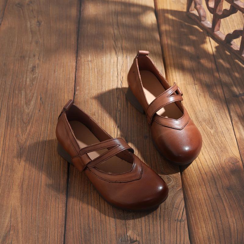 

Ретро литературные кожаные туфли-одинарки осень новые говяжья подошва круглый носок этнический стиль первый слой коровьей кожи женские туфли мелкий вырез туфли для мамы 40 коричневый