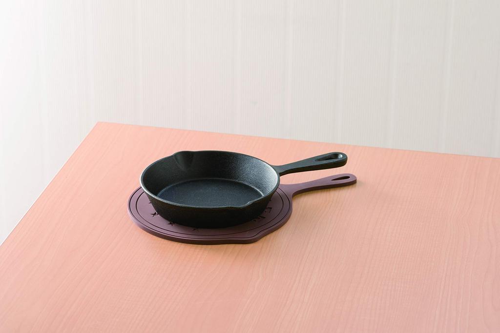Seto Craft Trivet (Skillet), Black, SS-1001-BK, 20W x 28L x 0.5Hcm