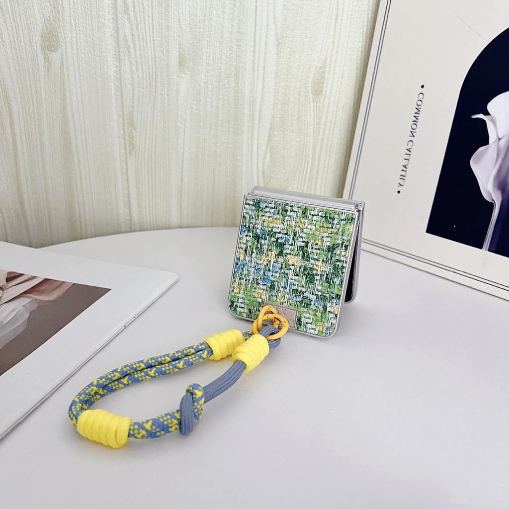 Samsung Z Flip7 Iridescent Protective Case: Woven Texture with National Style Auspicious Clouds Embroidery for Women, fits Flip6/5/4.