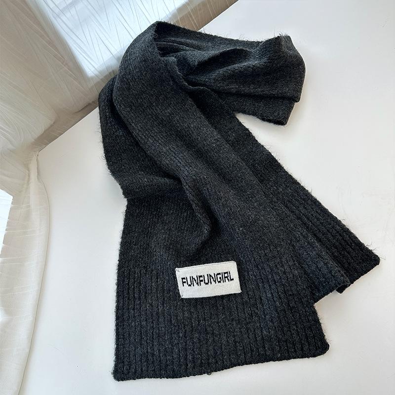 

Winter new warm solid color wool scarf student male couple versatile long knitted small scarf
