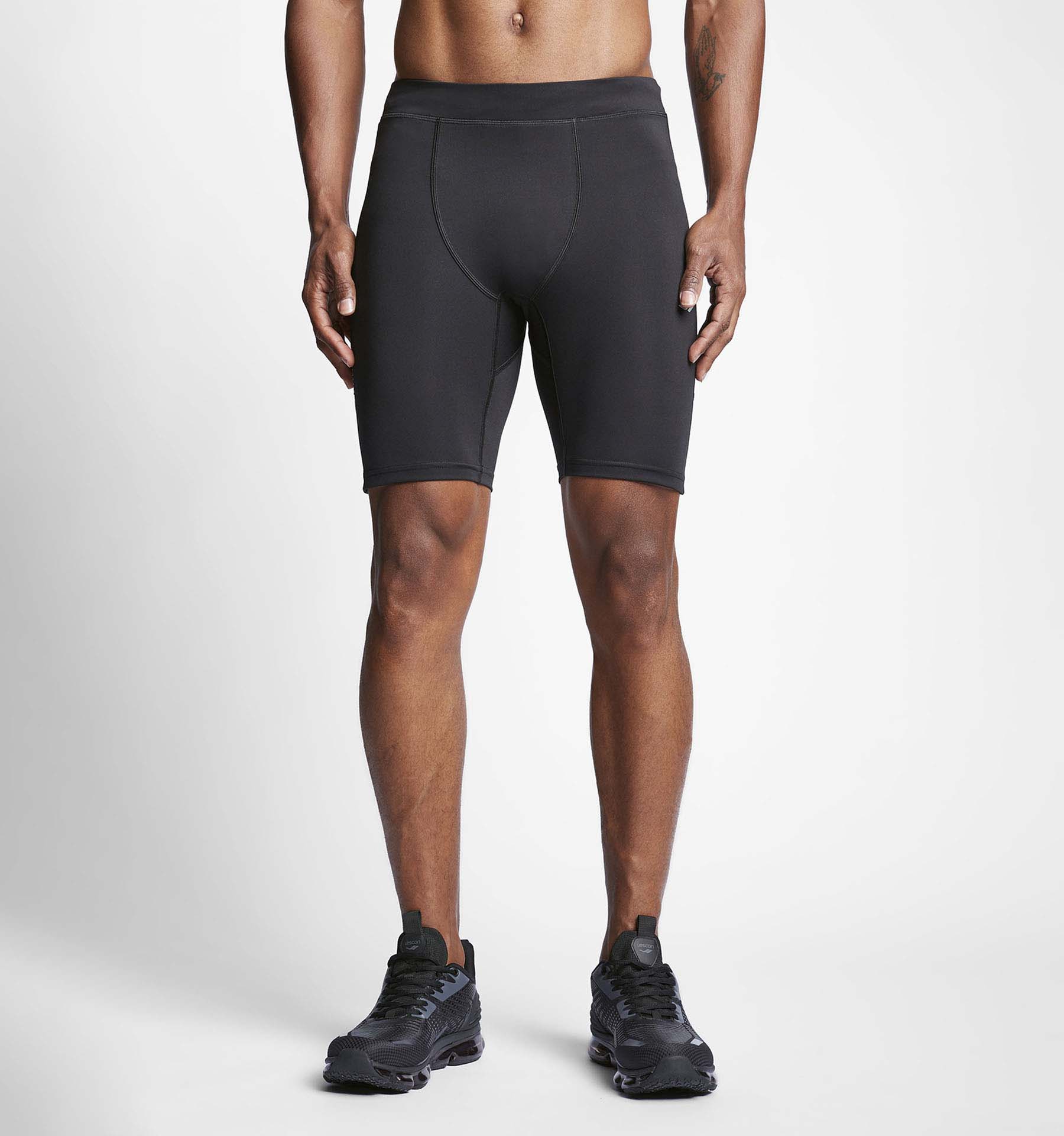 

Чоловічі бігові шорти 23B-1010 L чорний