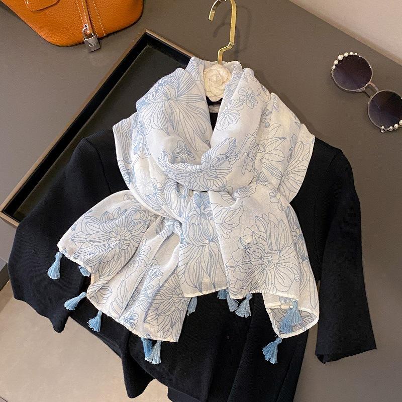 31 Design Fashion Bohemina Paisley Floral Tassel Viscose Shawl Scarf High Quality Wrap Pashmina Stole Bufandas Muslim Hijab