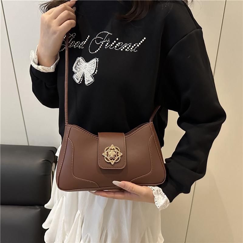 2025 new niche versatile fashion trend large-capacity commuter underarm bag high-end texture casual handbag bag
