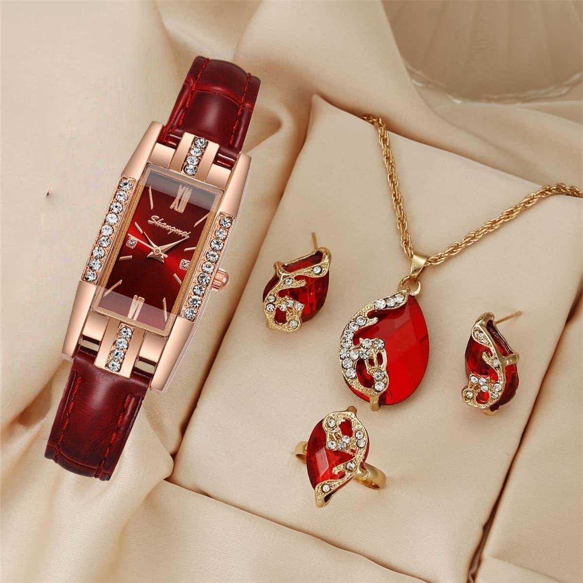 

Вінтажна прикраса з зеленими каменями: Годинник, Намисто, Сережки та Каблучка