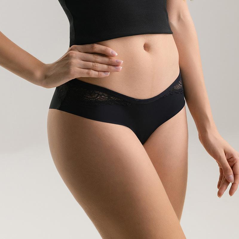 Seamless Women’s Briefs: Sexy Openwork Lace, Shaping, Low-Waisted, Semi-Covered Briefs for Women