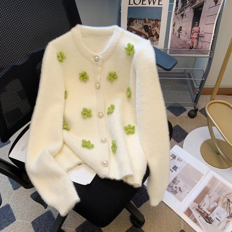 Plush soft waxy fashion sweater jacket women's summer new heavy industry flowers gentle and sweet knitted cardigan