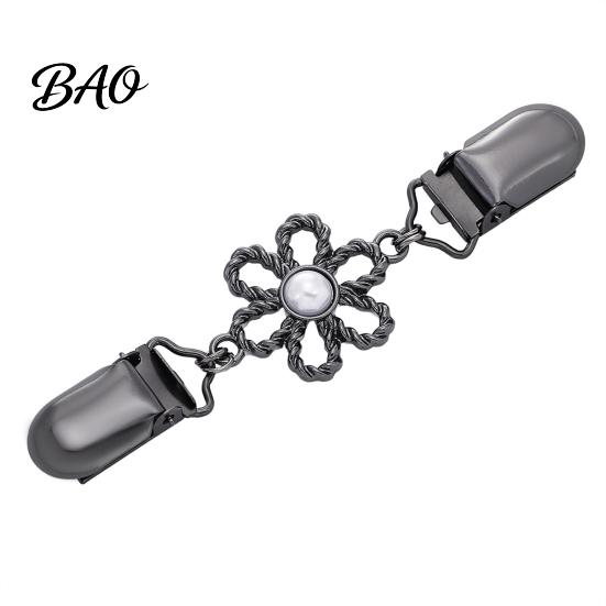 Women Clothing Clip Hollow Flower Cardigan Sweater Clip, Vintage with Metal Fasteners Faux Pearl, Cincher for Dress Shawl Pants Collar