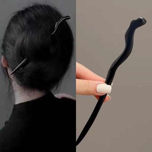 AISHG Retro Hair Clips Pins Women Wood Hair Sticks Natural Chopstick Shaped Hairpin Classic Ethnic Girl Hair Accessories Jewelry