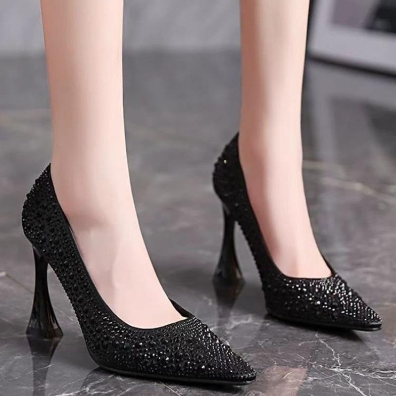 Fashion Full Diamond Pointed Shallow Mouth Banquet High Heels Women's 2025 Spring New Elegant Style Rough Documentary