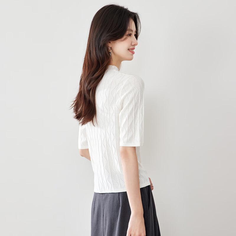 CARBAMMI Women's Thin Knit Round Neck Pullover