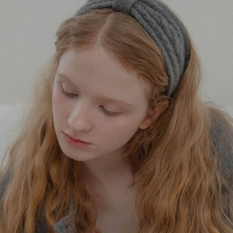 mellotory 100% cashmere cable hairband (charcoal)