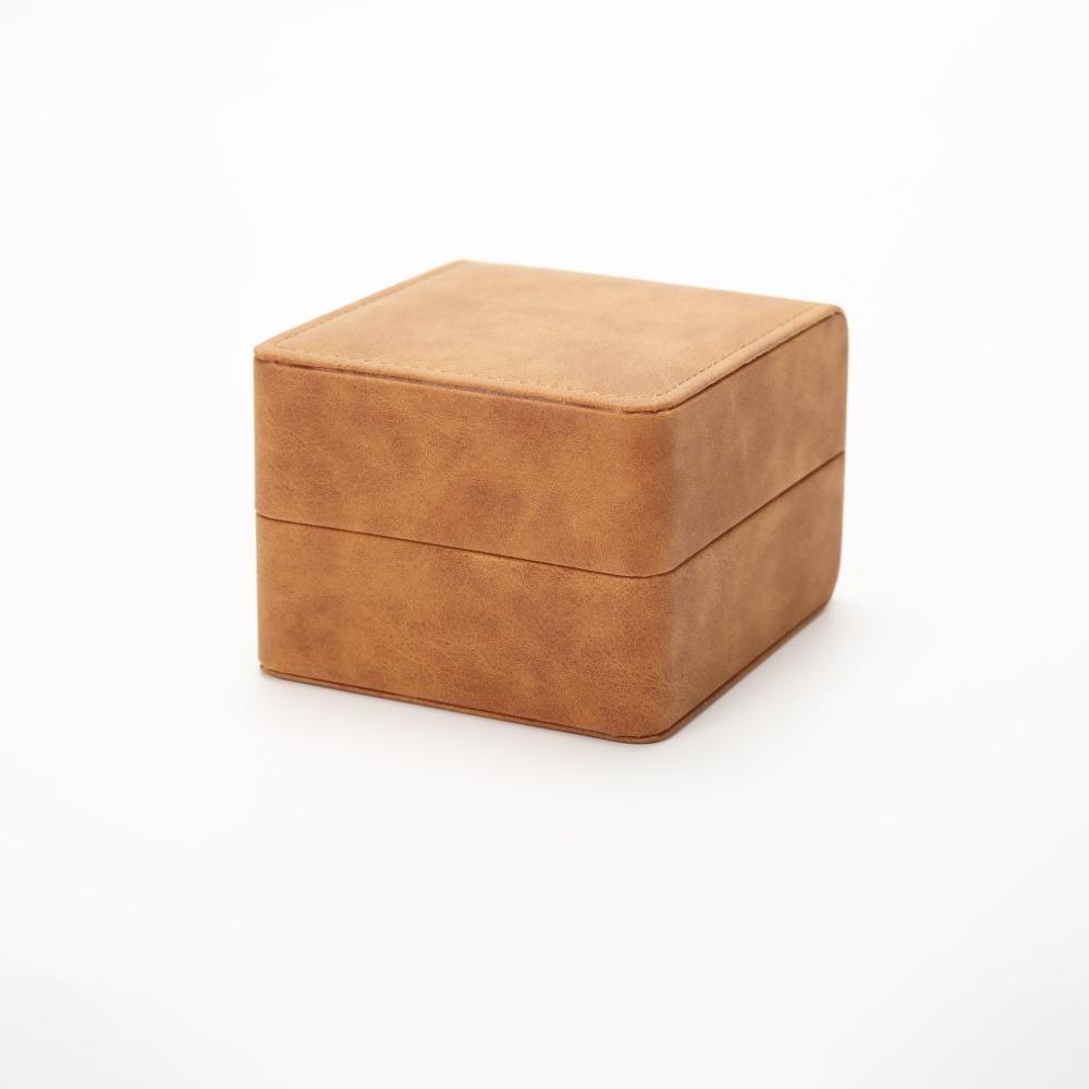 Pudełko na zegarek ze skóry PU Etui do przechowywania zegarków na rękę z poduszką Uchwyt do ekspozycji zegarka Pudełko-organizer na prezenty i biżuterię dla kobiet i mężczyzn