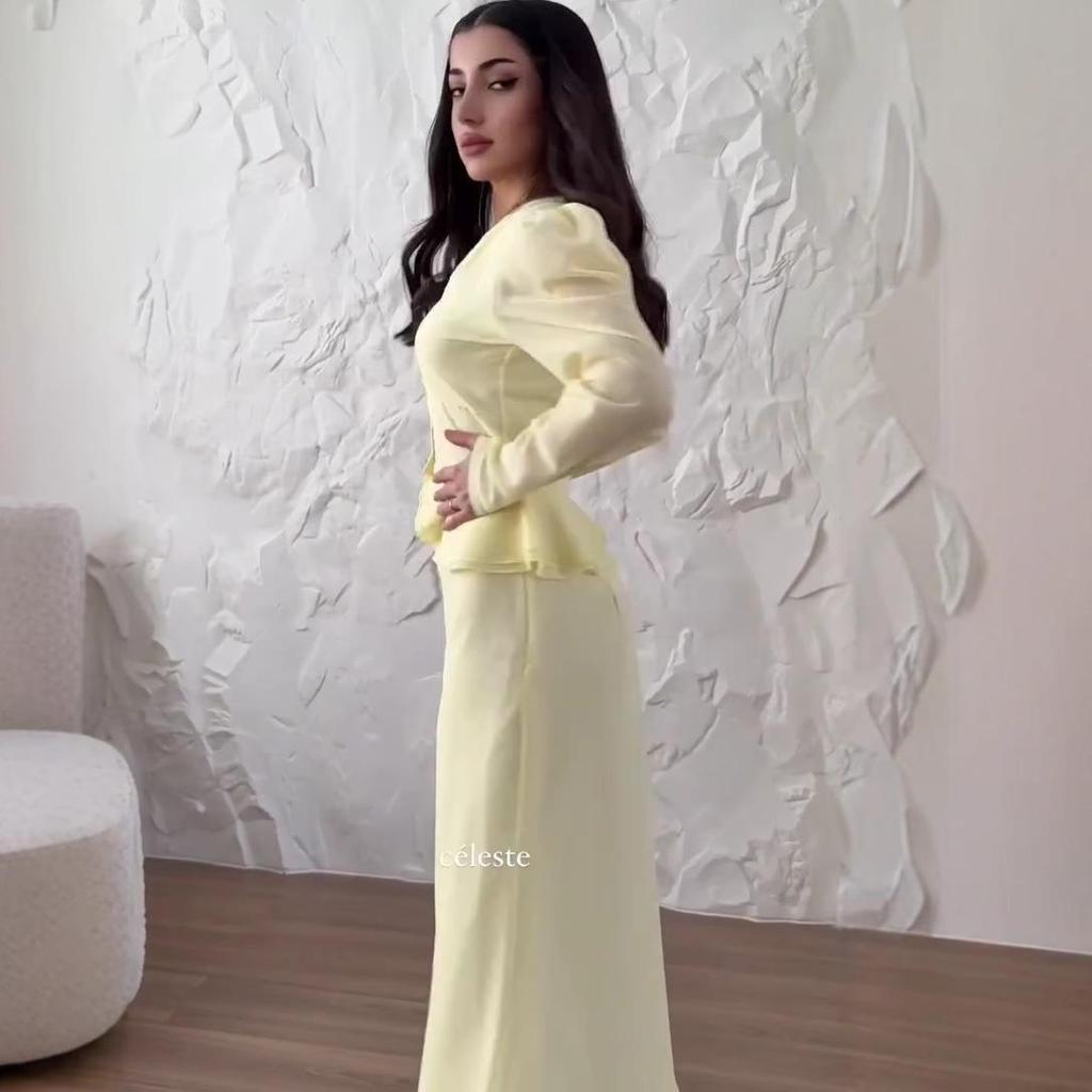 2025 Höst Chic Knäppning Flare-fåll Topp och Smal Görande Kjoldräkt