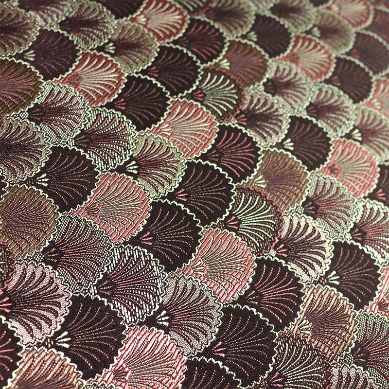 

Ethnic Style Shell Pattern Gold Silk Brocade Satin Fabric Yarn Dyed Jacquard Fabric For Sewing Bag Clothes Textiles Diy Crafts 100X75cm