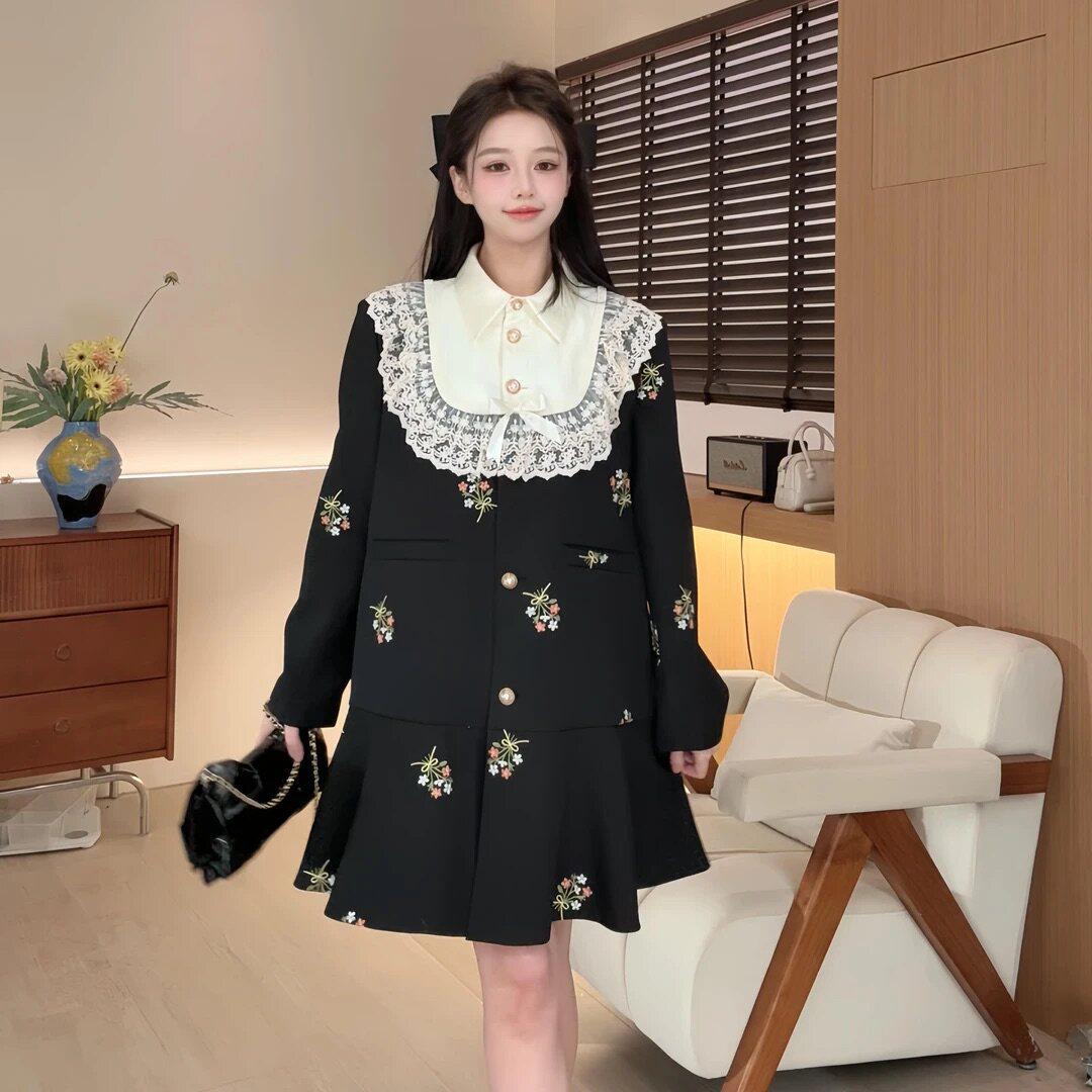 

DD Patchwork Embroidery Midi Dress - Studied Abroad Heiress Collection, Original Designer, 2026 Spring Trend S (90-120 catties) чёрный