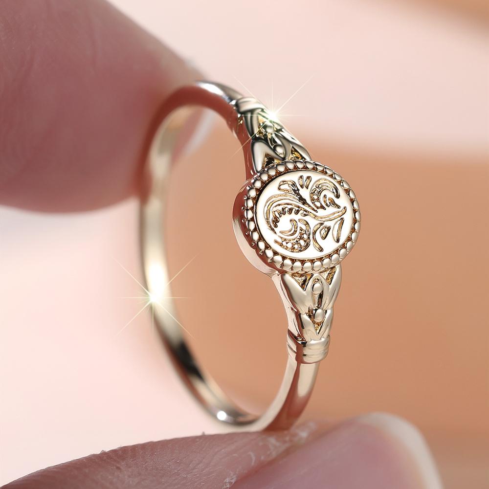 Elegante Vintage Goldfarbene Ringe mit Blumenmuster für Damen Party Hochzeit Schmuck Geschenk