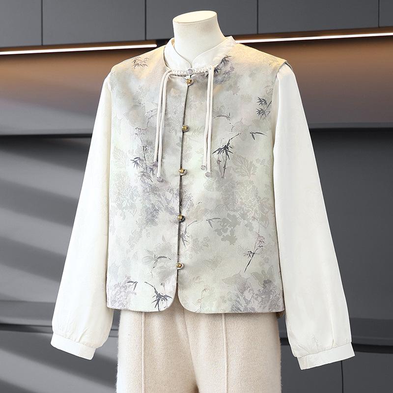 

2026 Stylish Guofeng Retro Vest & T-shirt Set for Middle-aged Women 5XL (recommended 150-160 jin)