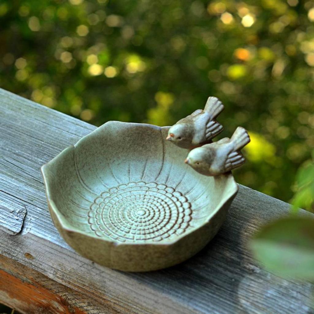 Ceramic Bird Feeder 16*16*7.5CM 1 Piece Bird Drinking Water Feeding Tray Suitable for Parrot Rosy Phoenix Peony Parrot