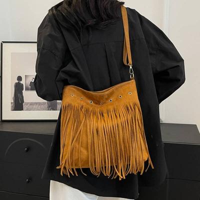 Boho-Style Quasten-Umhängetasche, weiche, mattierte Quasten-Schultertasche für Damen, Vintage-Wildleder-Schultertasche, lässige Fransen-Messenger-Bag