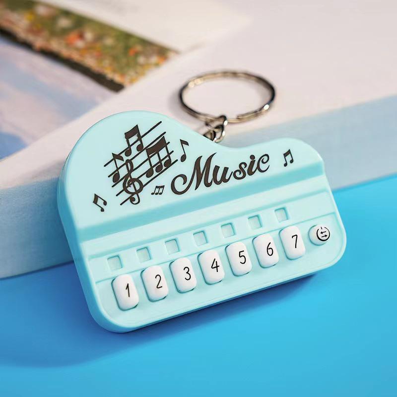 Creative Children's Mini Luminous Piano Keychain - Electronic Music Toy