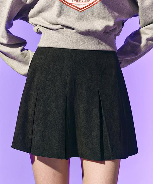 Collet Pleated Corduroy Flare Mini Skirt [Black]