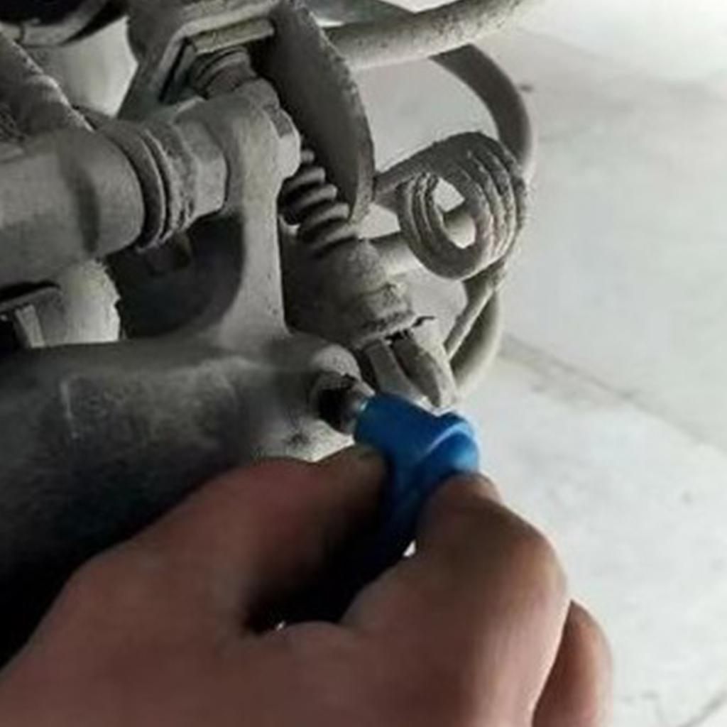 5Pcs Brake Fluid Bleeder Kit Universal Auto Adapter Suitable for Efficient Brake Fluid Replacement With Leakproof Design