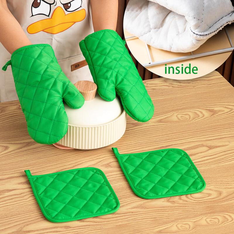 MDNG Heat Resistant Oven Mitts and Pot Holders Set