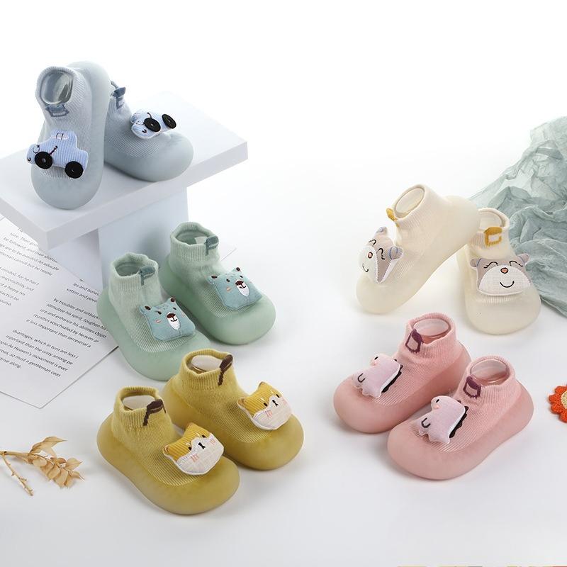 Boys and Girls Cartoon Slip-on Shoes with Anti-slip Sole and Soft Bottom