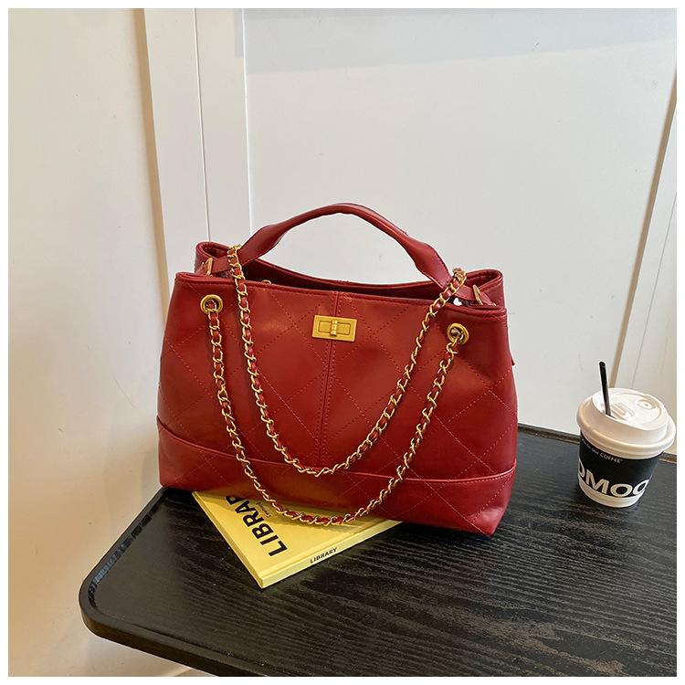 Lingge Chain Large Capacity Bag, New Fashionable Small Fragrant Style Crossbody Women's Bag, Retro Commuter Tote Bag