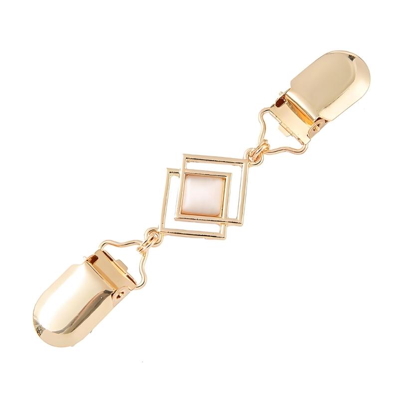 Stylish Cats Eye Gemstones Sweater Clip For Women Practical Shawl Holder And Skirt Waist Fixing Pin Trendy Layering Clip