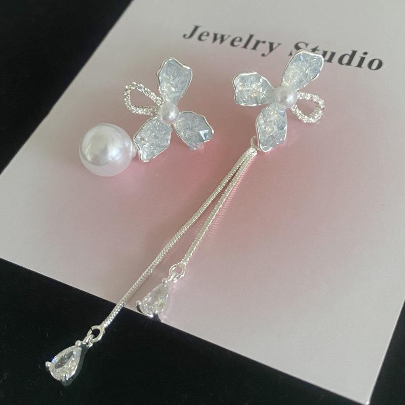Exquisite Asymmetrical Blue Crystal Flower Tassel Earrings - Elegant Summer Style