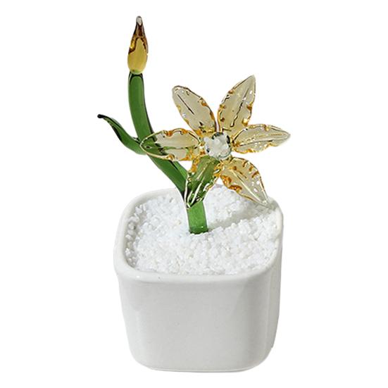 

Yousheng Mini Glass Potted Flower Figurine Hand Blown Faux Crystal Artificial Lily Flower Collectible Ornament for Women Mom Wedding Home Table