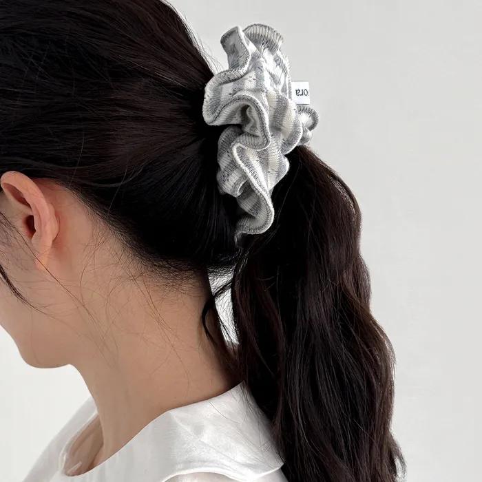 STRIPE DIA KNIT PUNCHING SCRUNCH [GRAY]