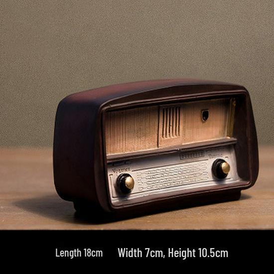Vintage European Nostalgic Resin Radio Ornament – Retro Gift Craft