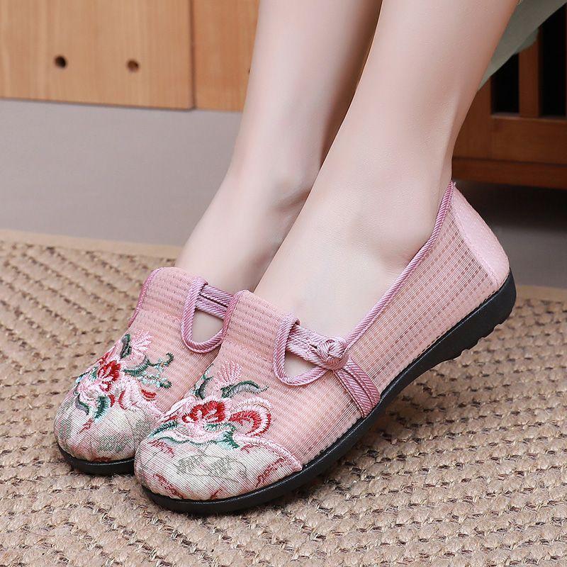 Summer Mesh Breathable Cloth Shoes for Women with Soft Soles Slip Resistant and Comfortable One Foot Embroidered Shoes