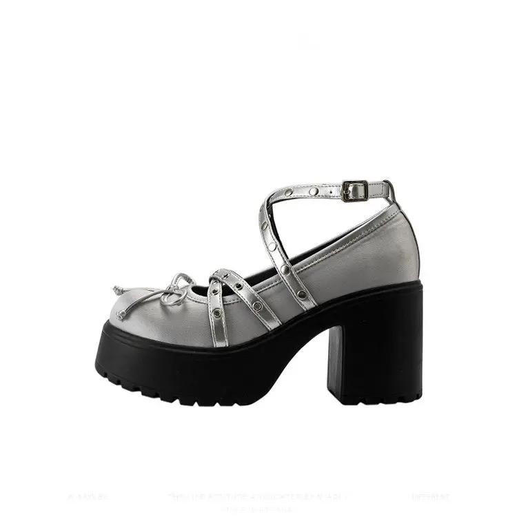 Fashion Gothic Rivet Punk Shoes for Women Fashion Cross Strap Platform Mary Janes Woman Metal Decoration Thick Heels Lolita Shoes 2024